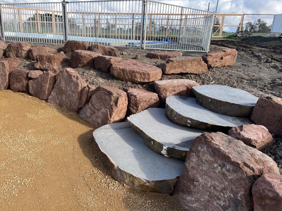 greenvale_retaining_wall_after_1