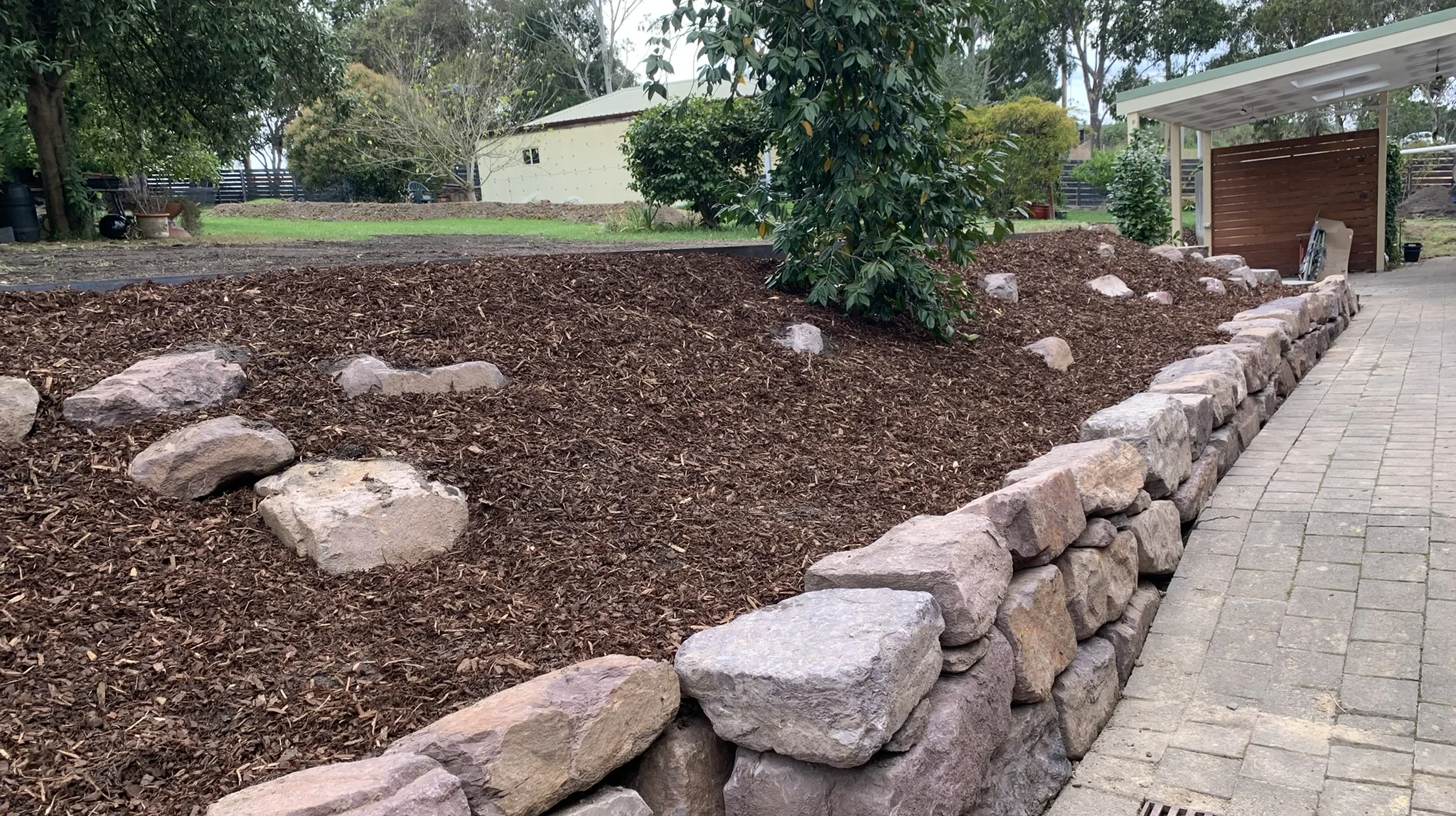 sample_beechworth_retaining_wall_feature