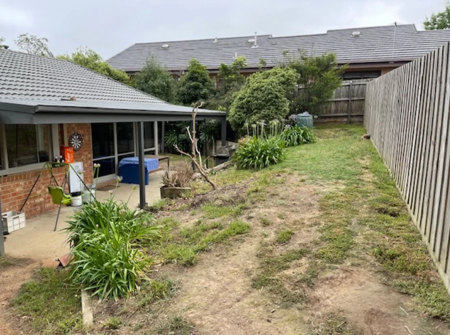 viewbank_retaining_wall_before