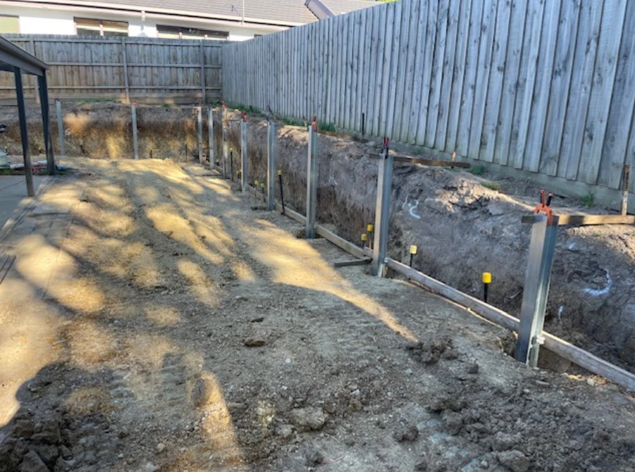 viewbank_retaining_wall_foundations